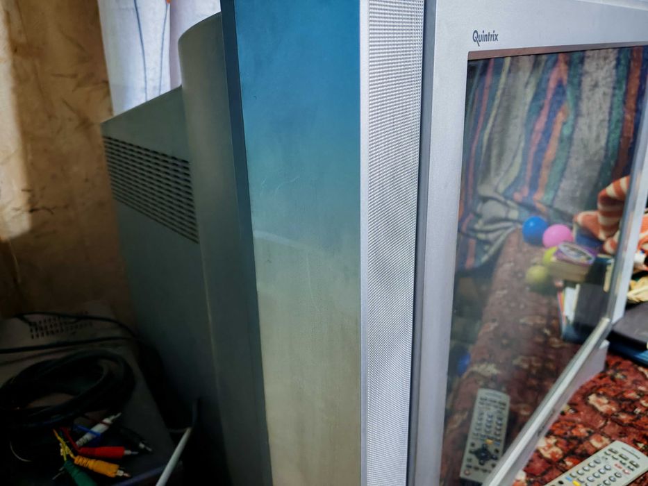 Продам телевизор Панасоник