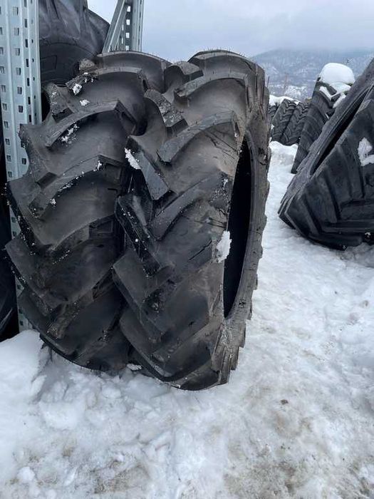 12.4-28 BKT Cauciucuri noi agricole de tractor FIAT U445 8pr