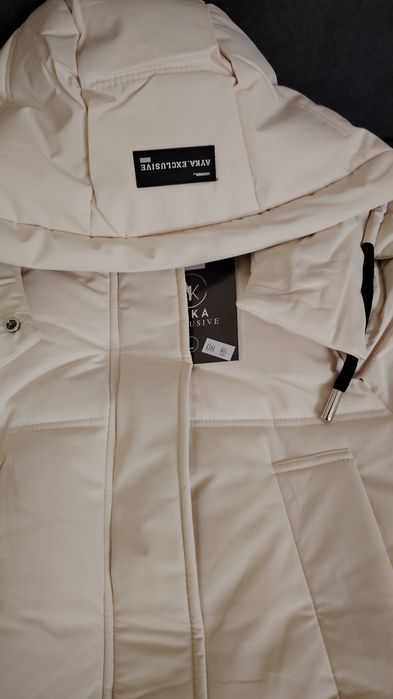 Зимняя куртка на синтепоне.