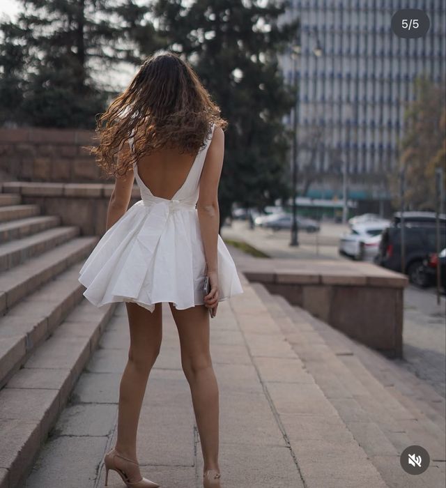 Платье Swan размер хс