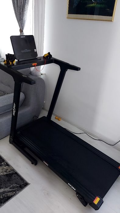 Banda alergare FIT 300
