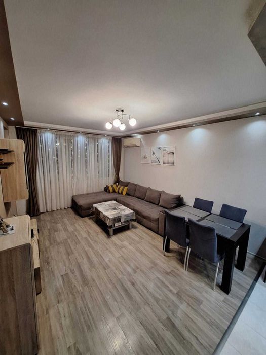 Продава се Двустаен апартамент в Пловдив, Кючук Париж - 64 кв.м за 1108 €/кв.м - Снимка #1