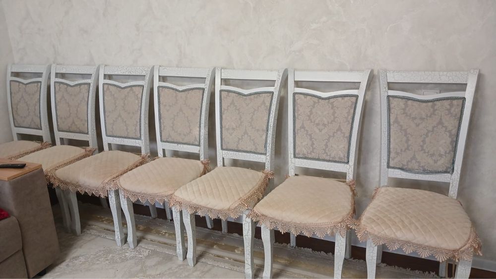 Стол 2,80 .Стулья 10 шт