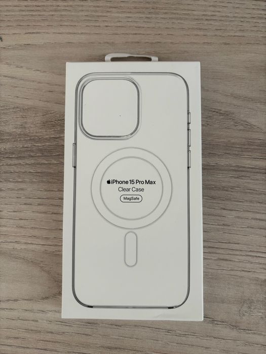 Чехлы на  Iphone