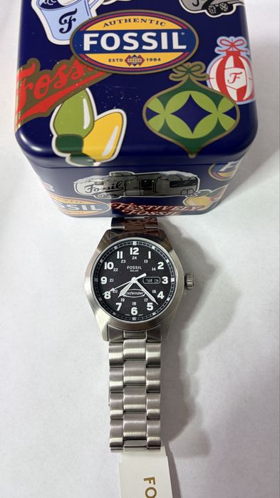 Vand ceas Fossil Defender Solar