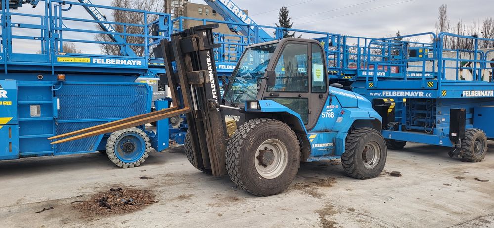 Închiriez Macara  Spider motostivuitor nacela Manitou macara Paianjen