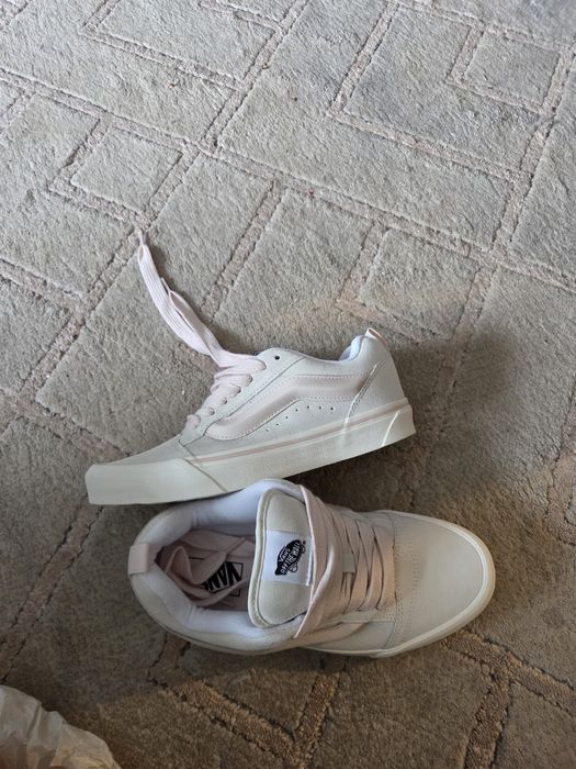 Маратонки Vans Knu Skool 41 номер чисто нови