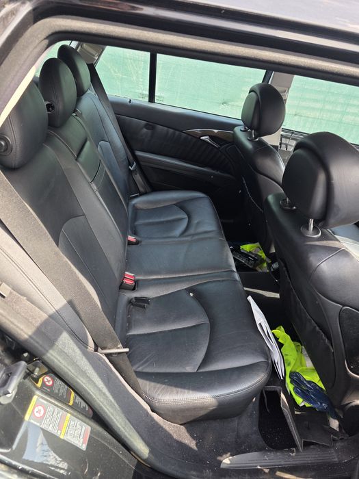 Кожен салон за Mercedes W211 състояние