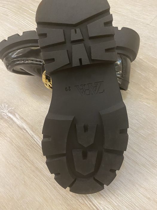 Продам туфельки Зара