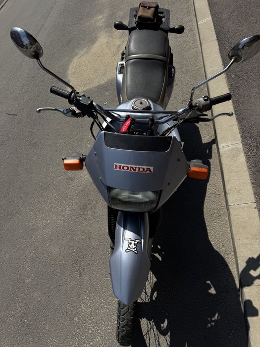 Honda nx 650 1989