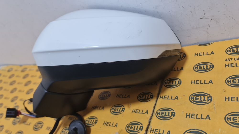 Brat oglinda stanga Audi Q3 F3 Q2 GA 2018+