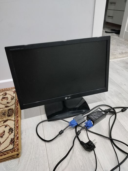 Монитор для ПК LG 20"