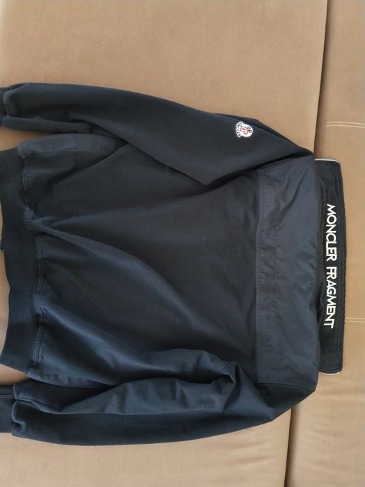 moncler мужская одежда