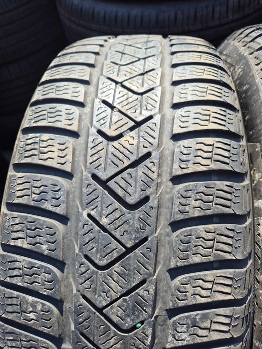 2 Anvelope M+S - 215/55/17 - PIRELLI - Stare Foarte BUNA - DOT 2023 !
