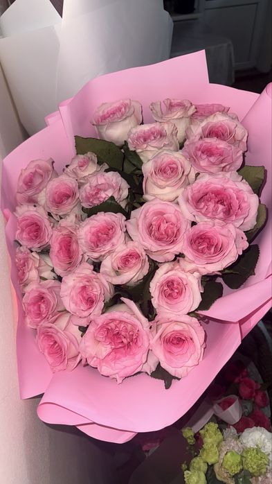 Продам букет из 25 роз