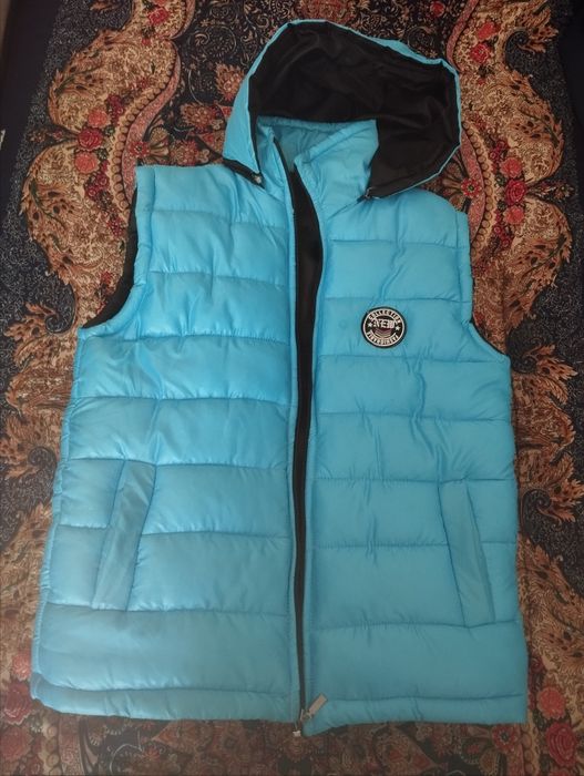 Продается подростковая безрукавка,новая,на 10-12 лет