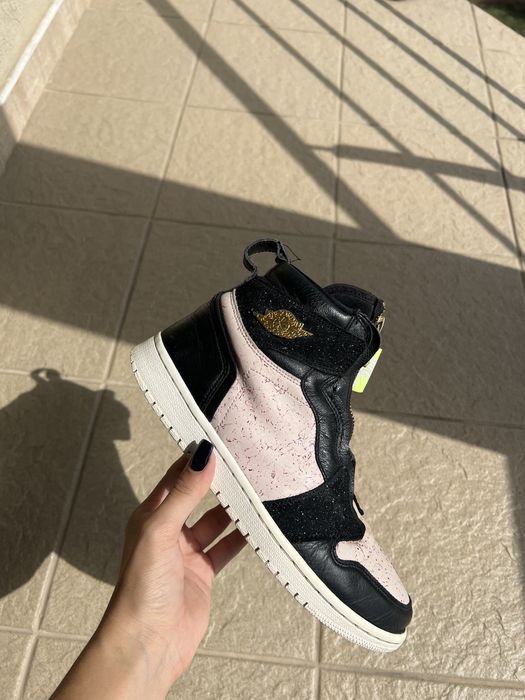 Jordan 1 High Zipper