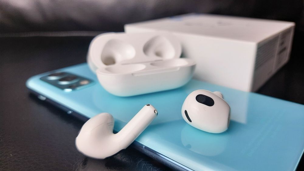 Apple AirPods 3  Dubai Абсолютно новыe + гарантия + доставка