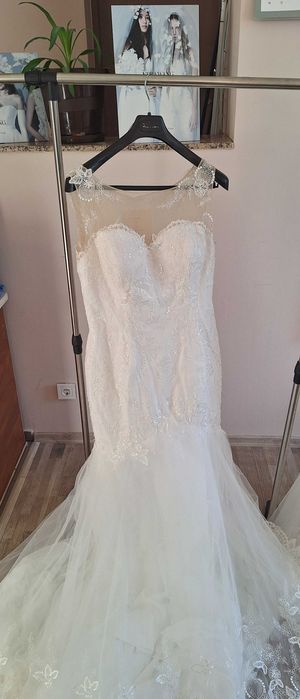 Булченски рокли на марката Frida Claire