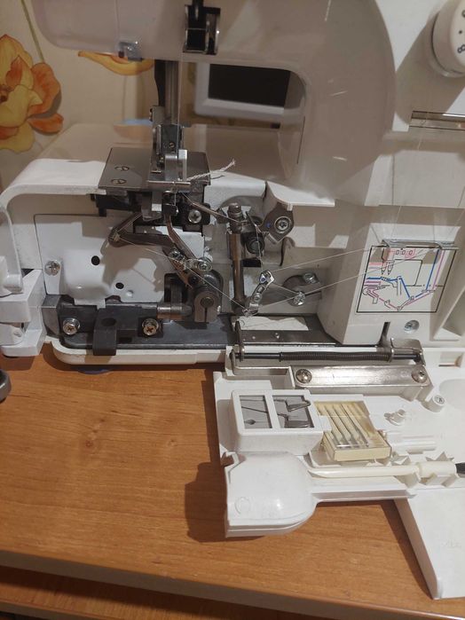 Оверлок "Jaguar "