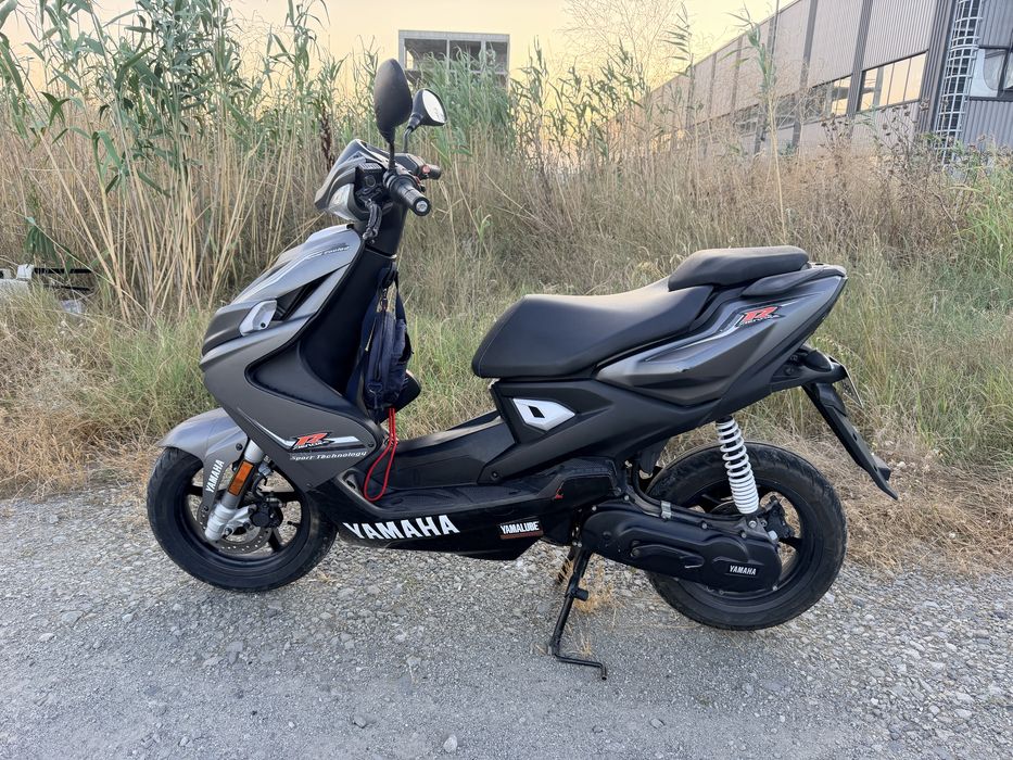 Продавам Yamaha Aerox 2015 2T.