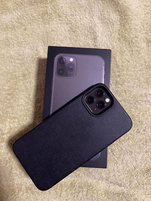 Айфон 11 про 256 идеал !