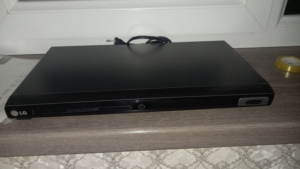 DVD  LG pley продам