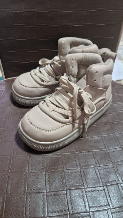 Детская обувь на 32 или на 33 подойдёт