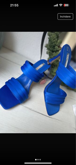 Papuci cu toc , superbi , marimea 40