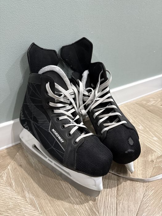 Коньки хоккейные 40