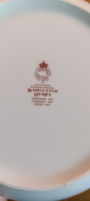 Голяма купа за салата на Royal Worcester