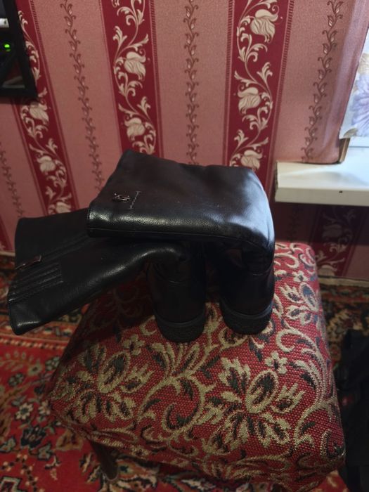 Продаётся сапок.зимные.ботинка и осение Батинка  женские.