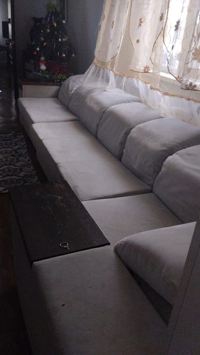 Диван длинный 4м серого цвета