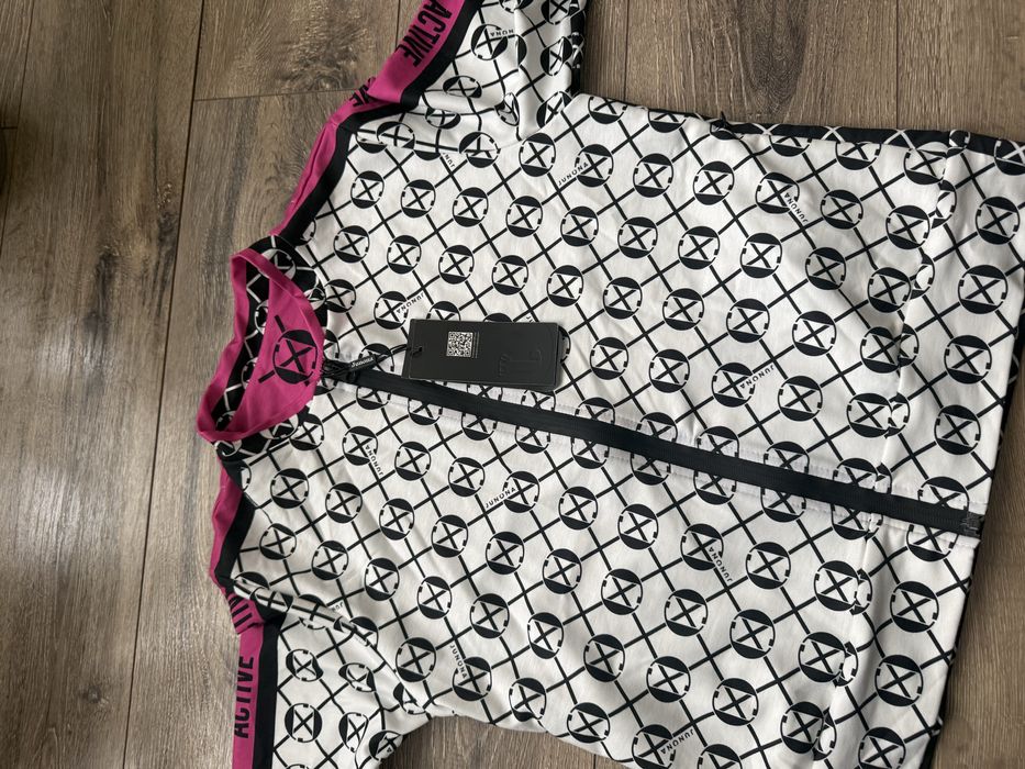 Дамски екип Junona нов