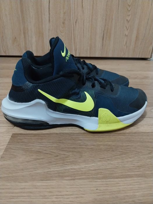 Adidasi originali Nike nr.42