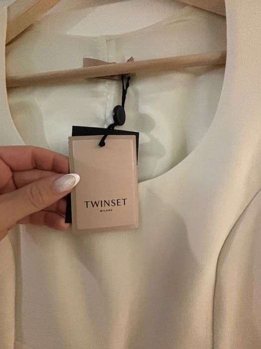 Елегантна рокля Twinset