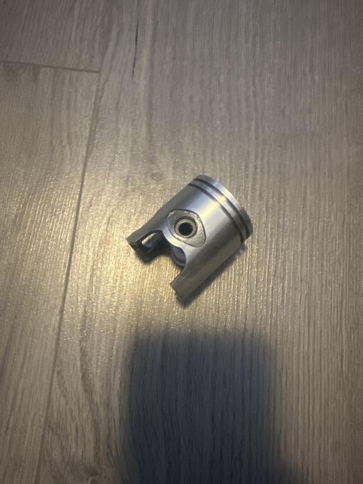 Piston Vertex 40.95 , nou