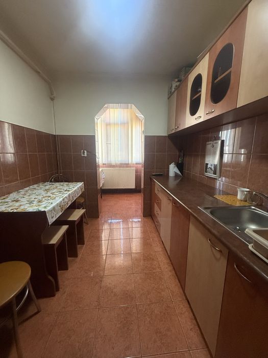 Apartament 3 camere decomandat, Costesti Arges