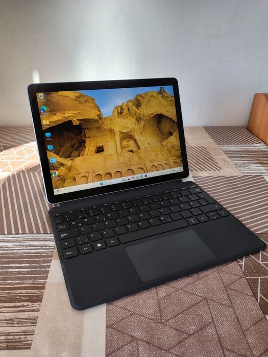 Tableta Microsoft surface 1926