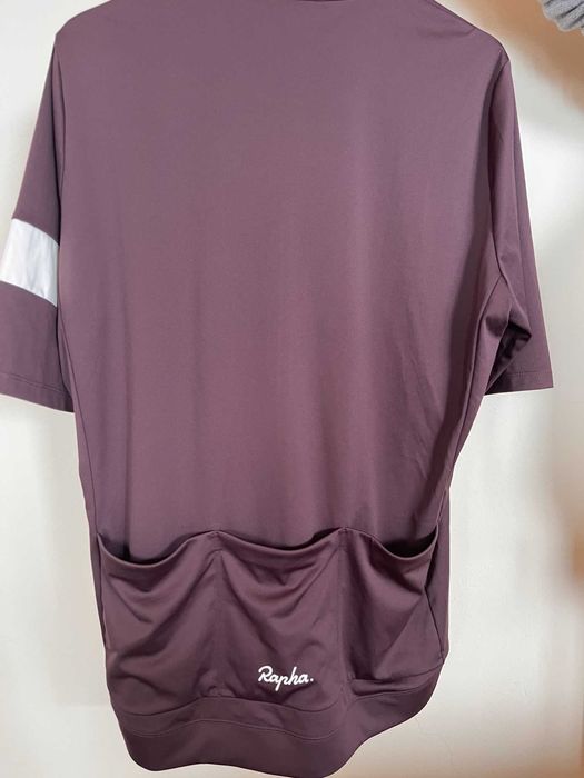Продавам оригинално ново вело джърси за колоездене - Rapha. Core Jersey, размер 3XL, лилав цвят.