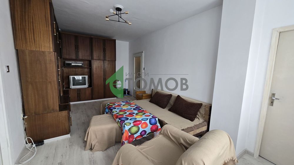 Дава се под наем Двустаен апартамент в Стара Загора, Център - 50 кв.м за 298.86 € - Снимка #2