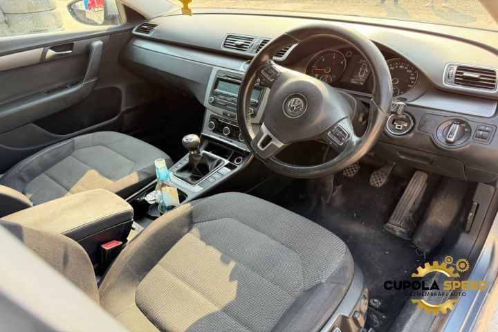 Aripa fata stanga culoare LC7Z Volkswagen VW Passat B7 [2010 - 2015]