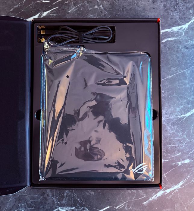 Mousepad RGB ASUS ROG Balteus - Ca nou, Full Box