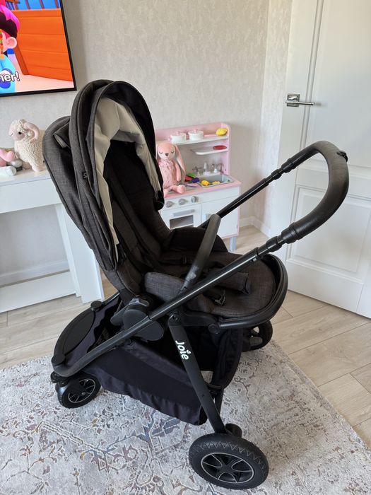 Продаю коляску в отличном состоянии