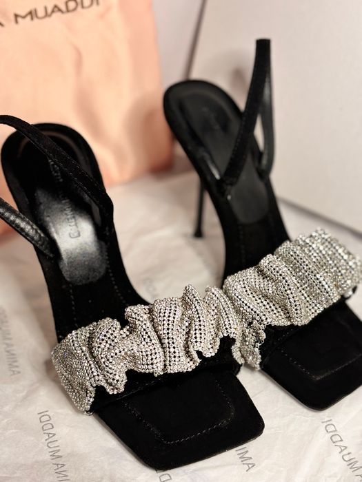 Туфли со стразами