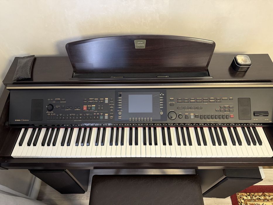 Yamaha Clavinova cvp 305
