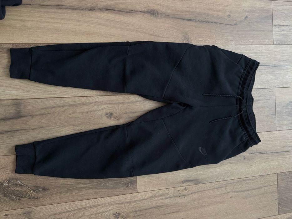 Оригинален мъжки екип Nike Tech черен