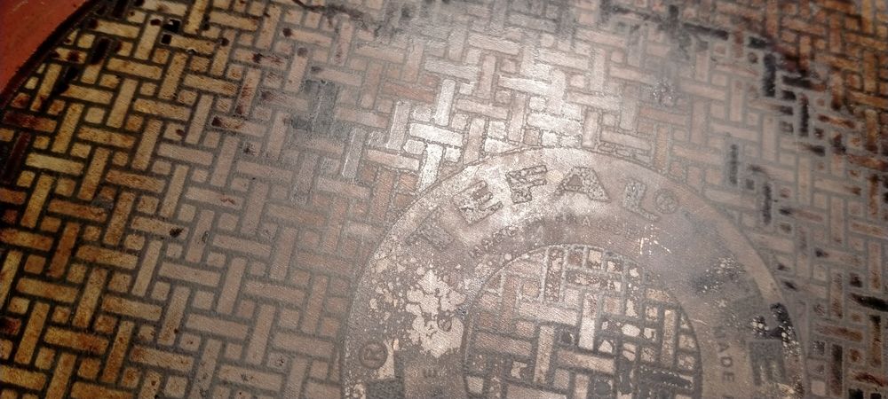 Продаётся большая сковорода Tefal.