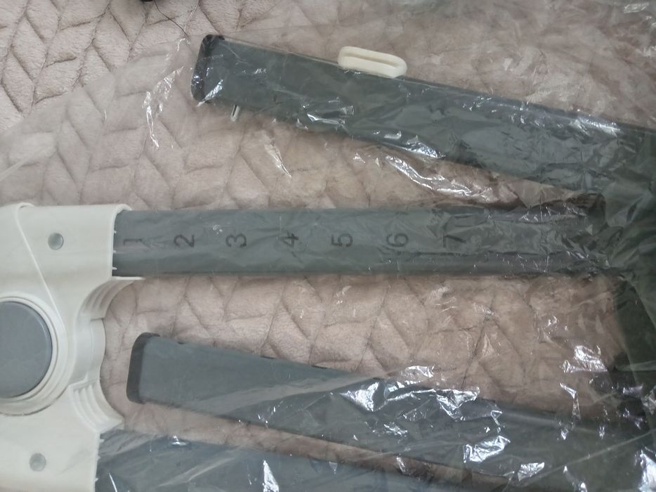 Продам детский столик