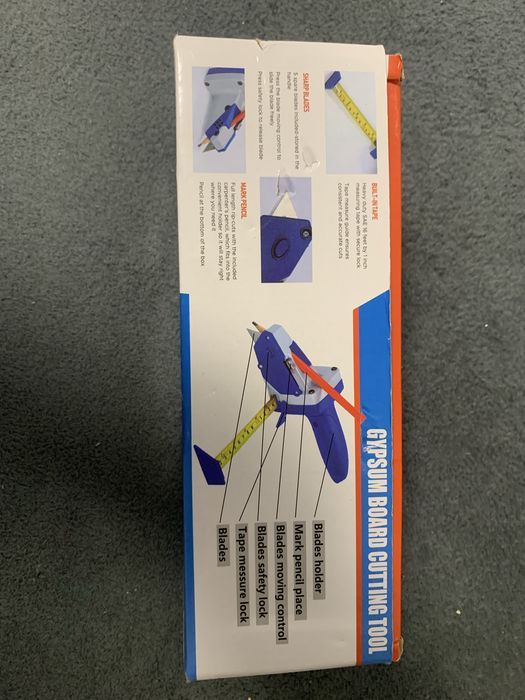 Cuter pentru rigips cu ruleta integrata si razatoare